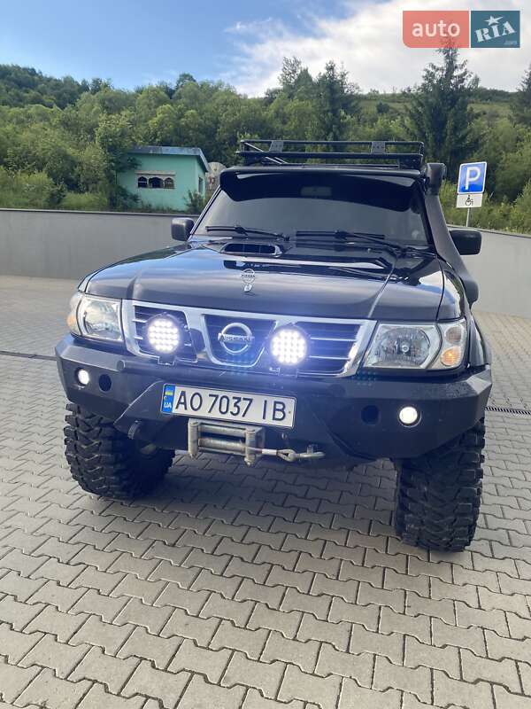 2003 nissan patrol