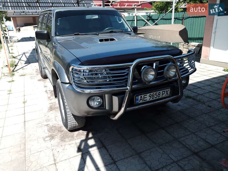 2003 nissan patrol