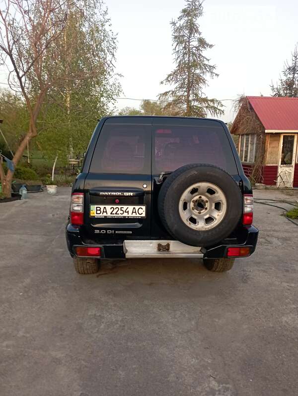 2003 nissan patrol