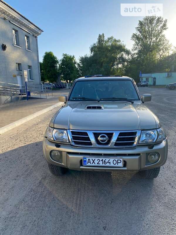 2003 nissan patrol