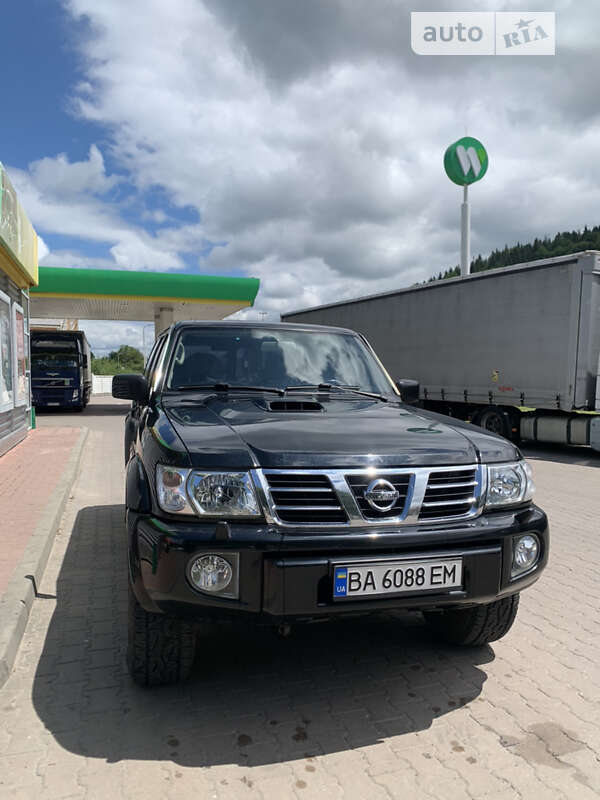 2003 nissan patrol