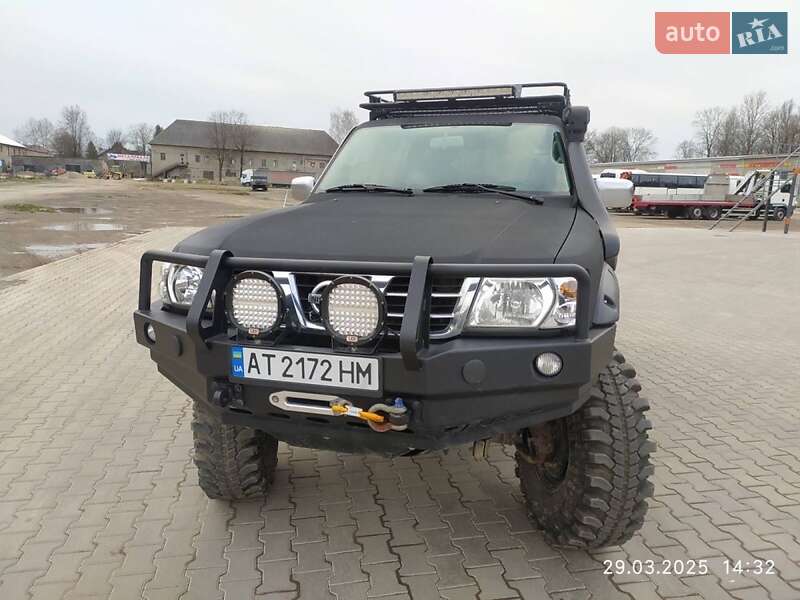 2003 nissan patrol
