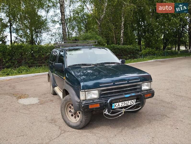 1991 nissan terrano