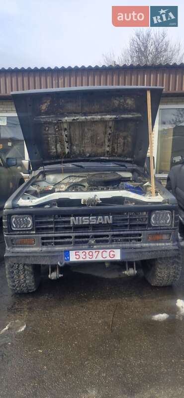1989 nissan patrol