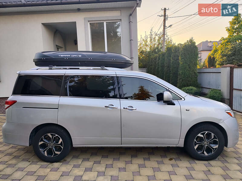 2016 nissan quest