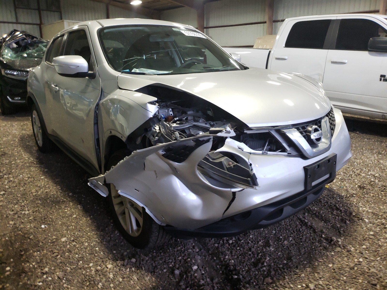 2016 nissan juke s