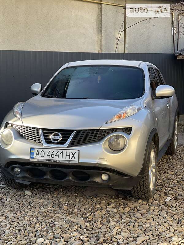 2011 nissan juke
