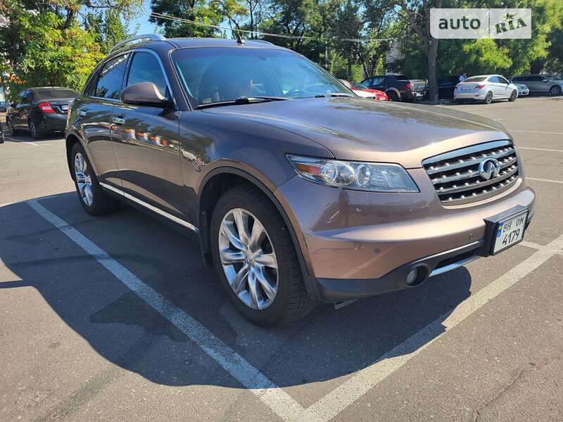 2007 infiniti fx35