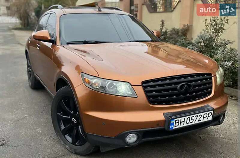 2005 infiniti fx35