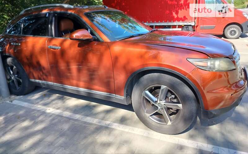 2007 infiniti fx35