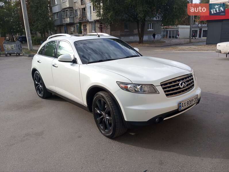 2008 infiniti fx35