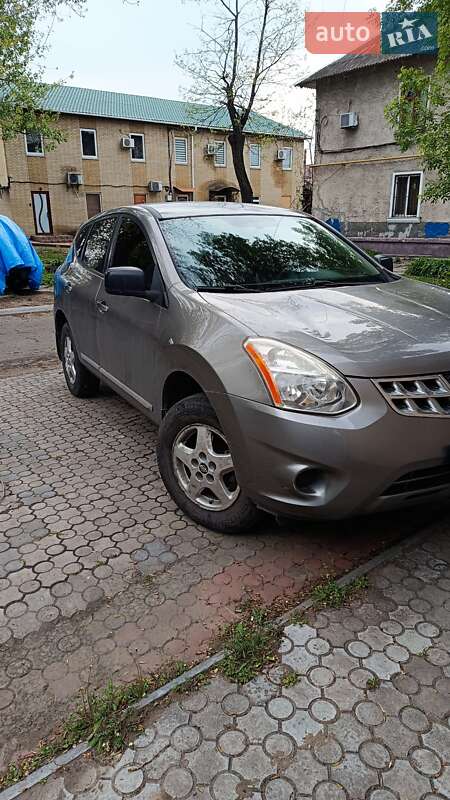 2011 nissan rogue