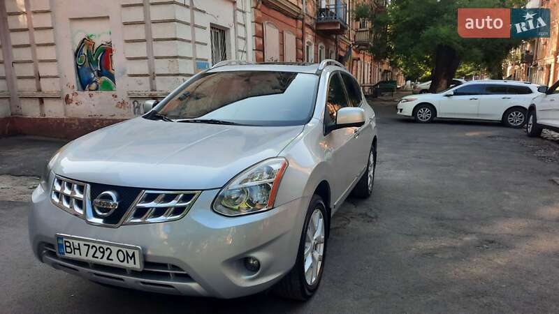 2011 nissan rogue