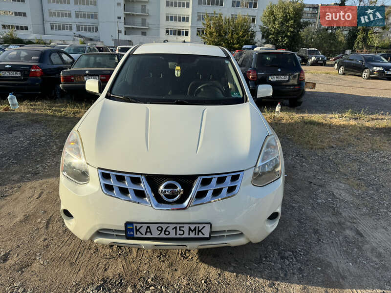 2010 nissan rogue