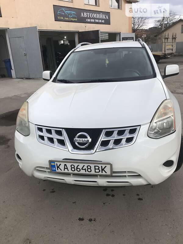 2010 nissan rogue