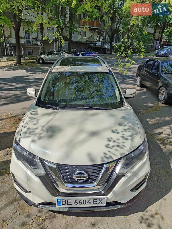 2016 nissan rogue