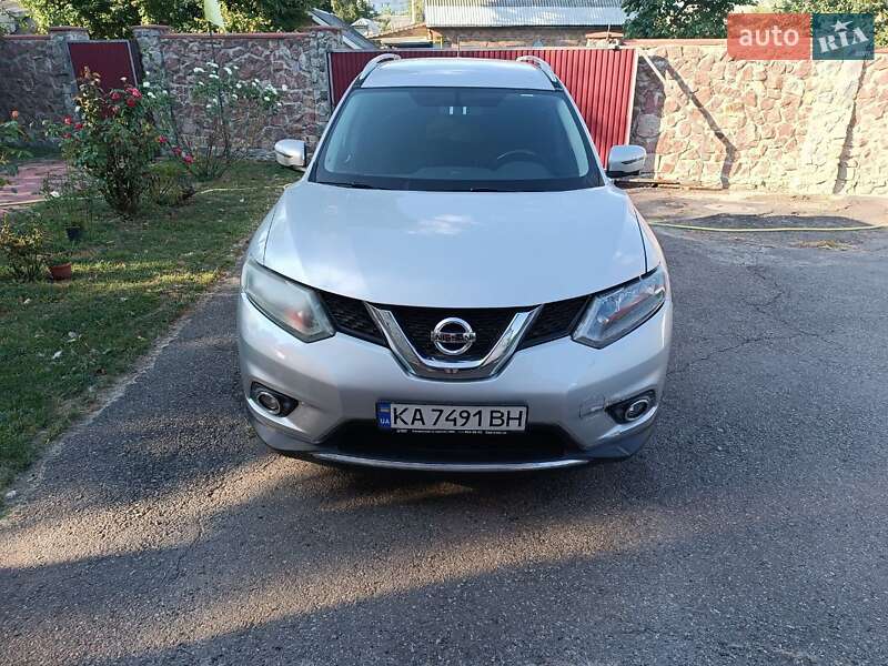 2016 nissan rogue