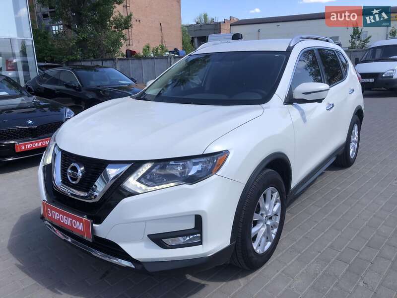 2017 NISSAN Rogue
