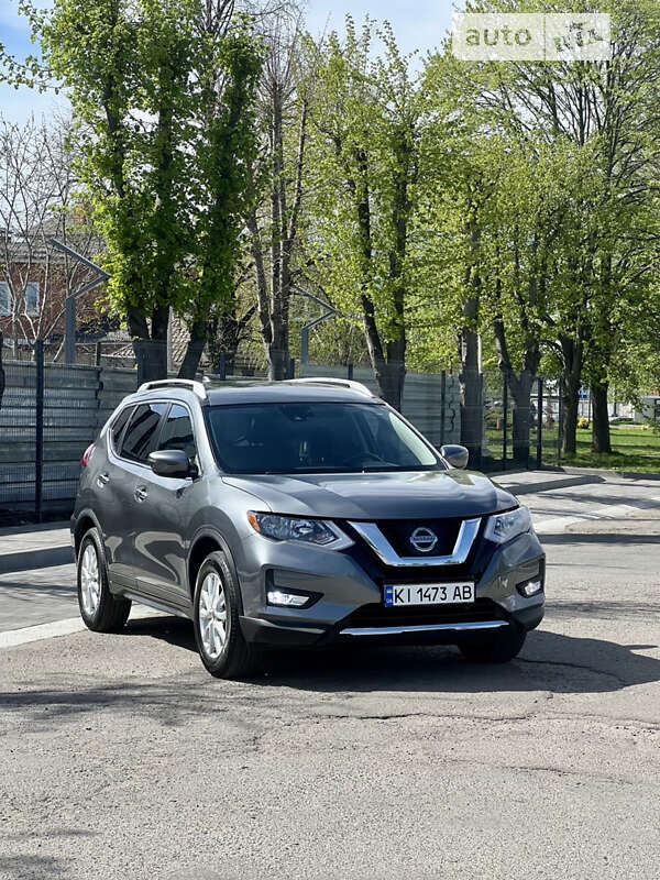 2020 nissan rogue