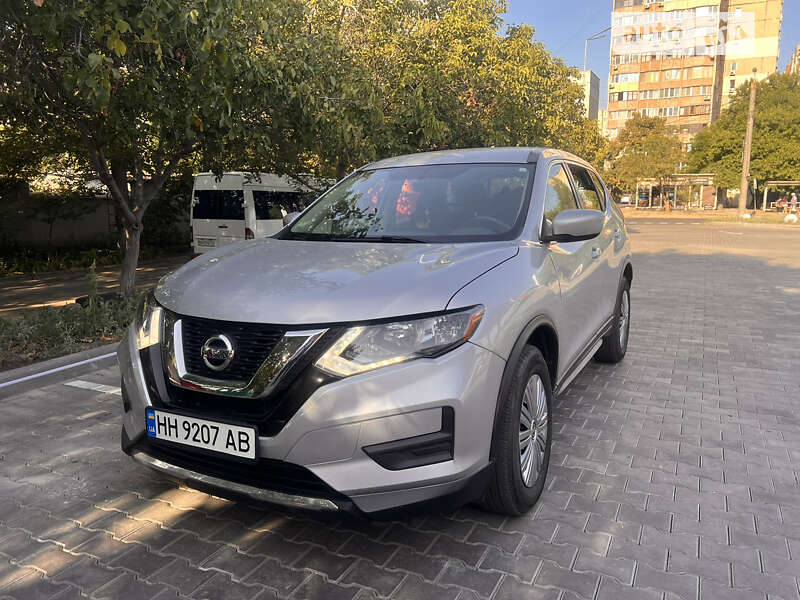 2016 nissan rogue