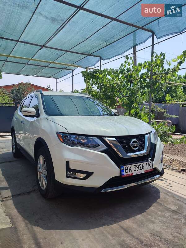 2016 nissan rogue