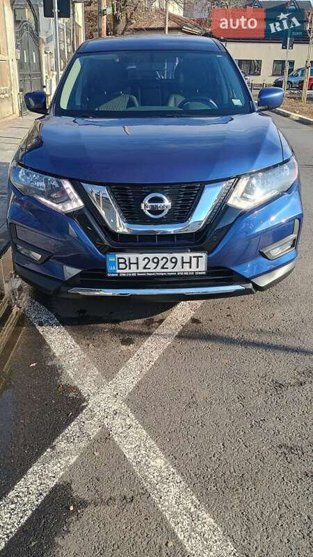 2017 NISSAN Rogue
