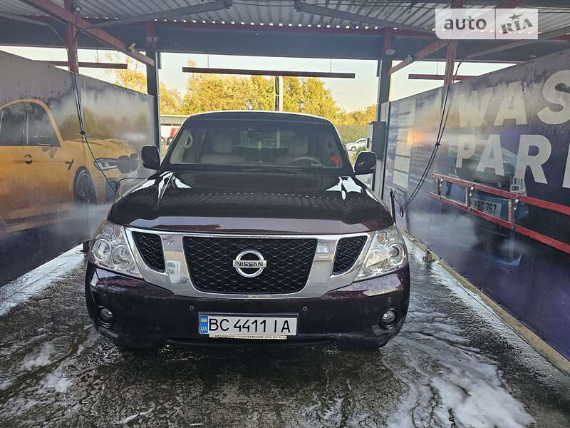 2012 nissan patrol