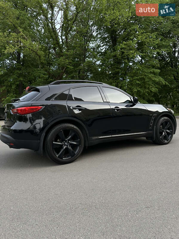2016 infiniti qx70
