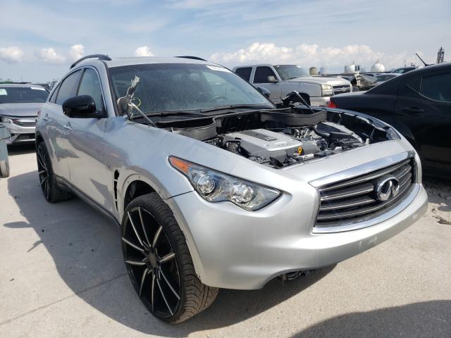 2017 infiniti qx70