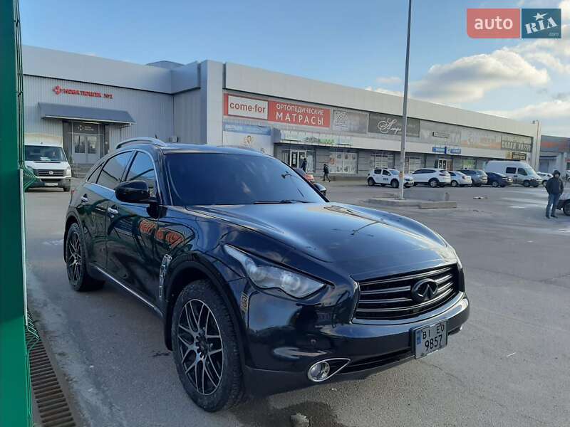 2013 INFINITI FX37