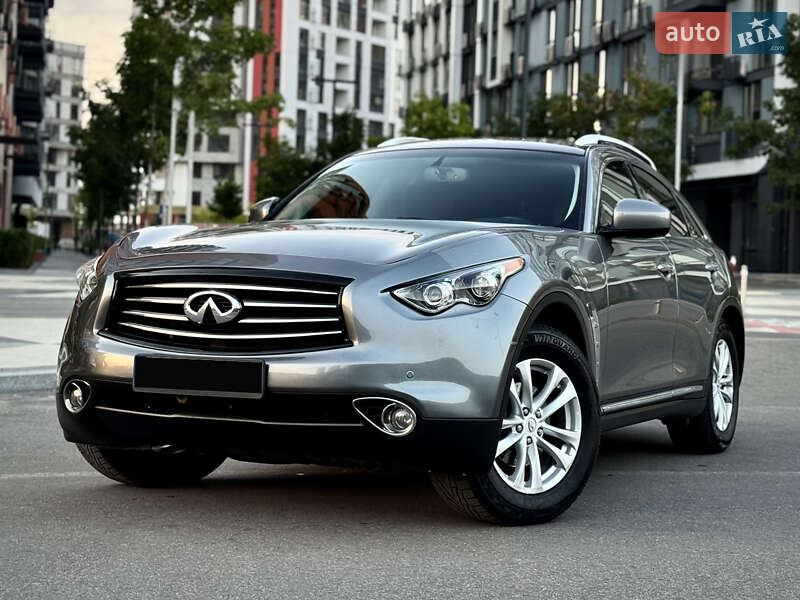 2012 infiniti fx37
