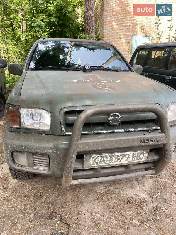 2002 nissan pathfinder