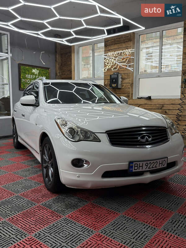 2008 infiniti ex35