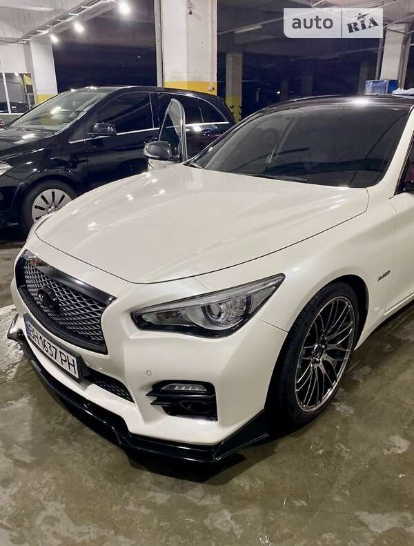 2017 infiniti q50
