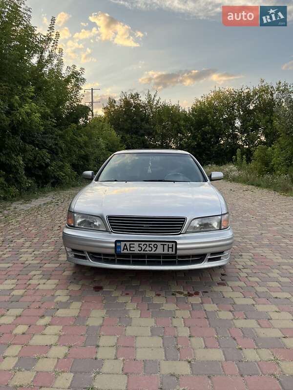 1998 infiniti i30