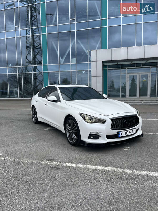 2015 infiniti q50