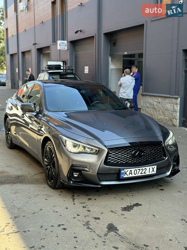2016 infiniti q50