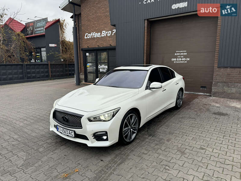 2014 infiniti q50