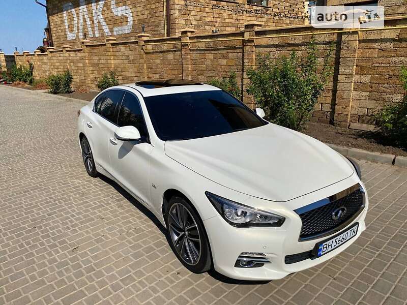 2014 infiniti q50
