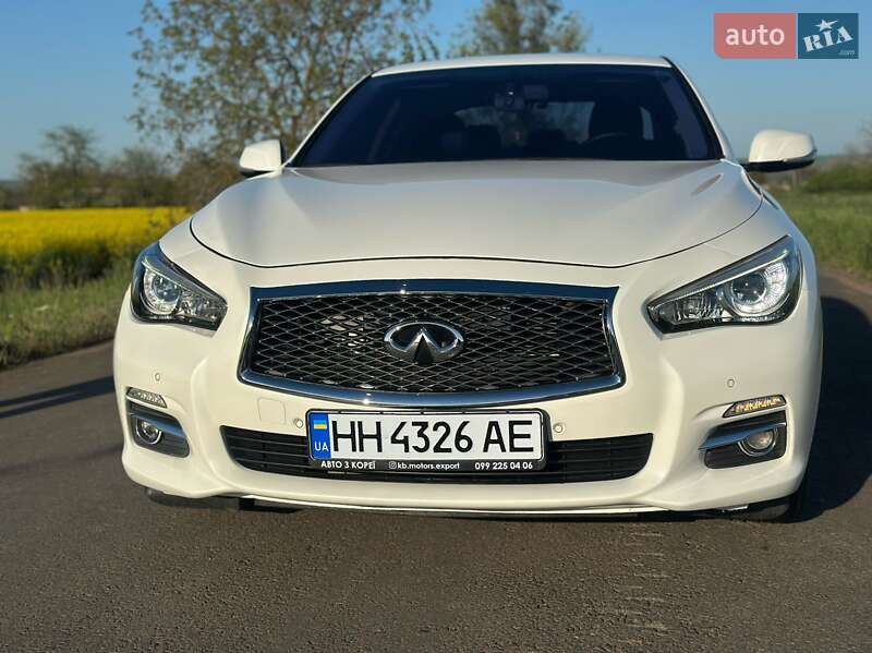 2016 infiniti q50