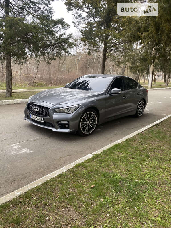 2014 infiniti q50