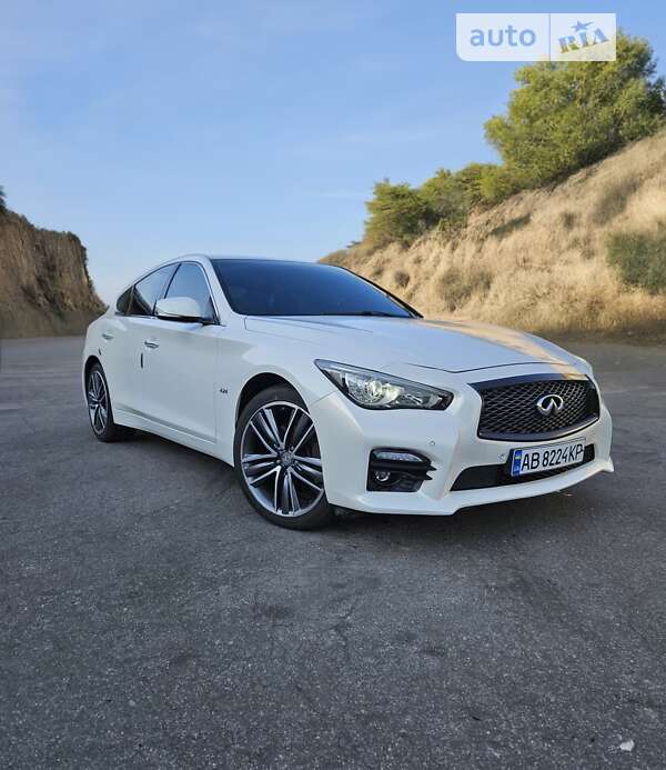 2014 infiniti q50