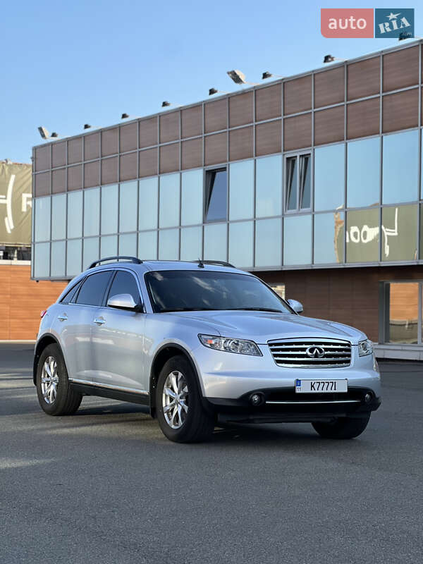 2007 infiniti fx35