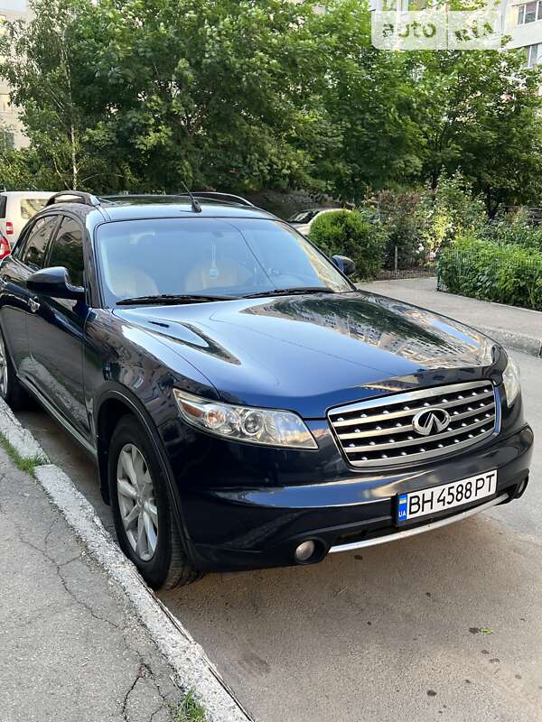 2006 infiniti fx35
