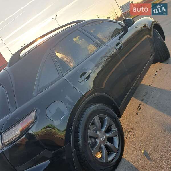 2006 infiniti fx 35