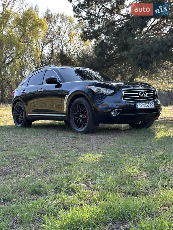 2008 infiniti fx35