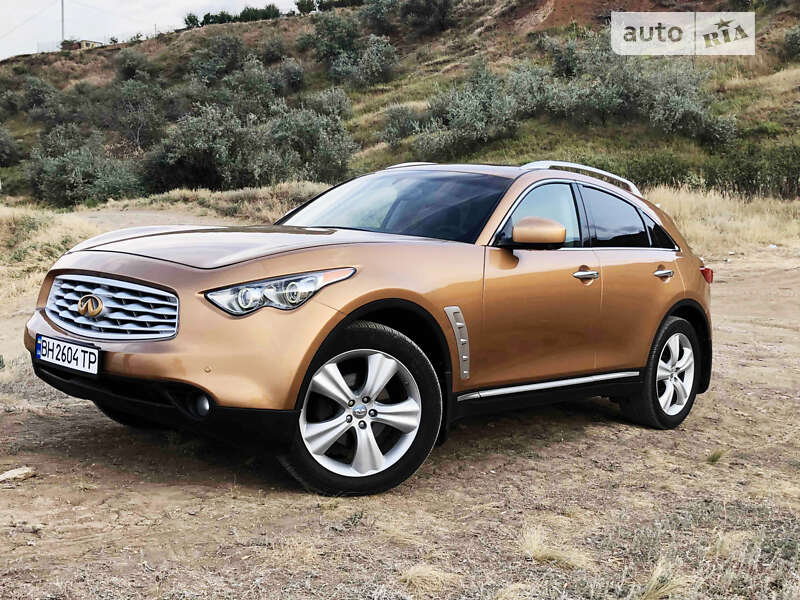 2008 infiniti fx35