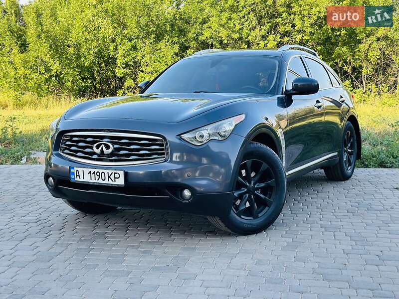 2008 infiniti fx35