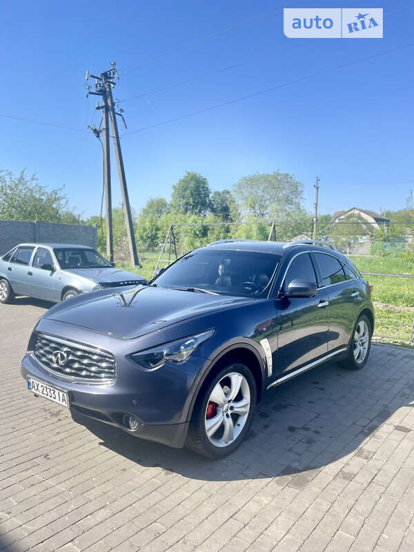 2008 infiniti fx35