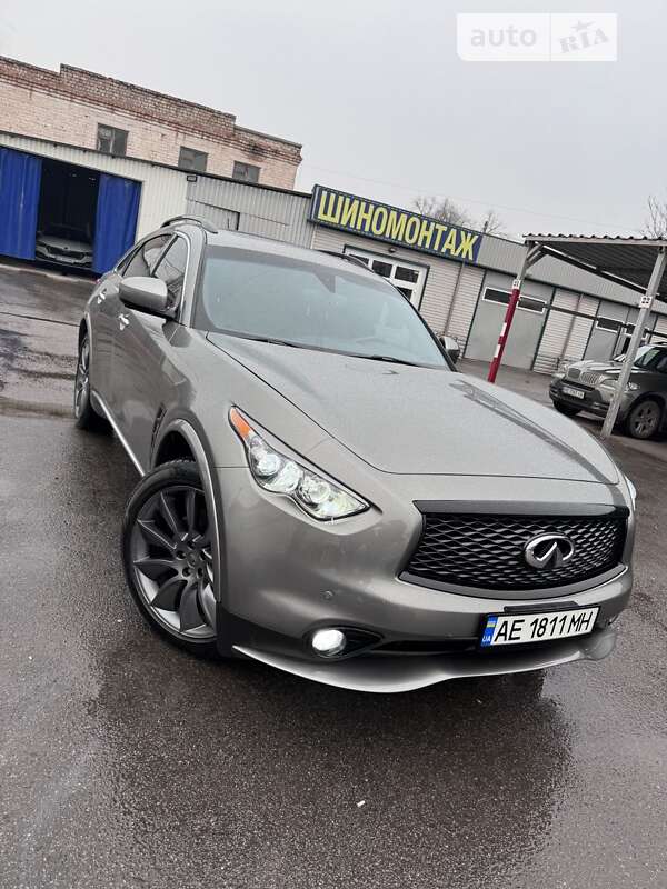 2008 infiniti fx35